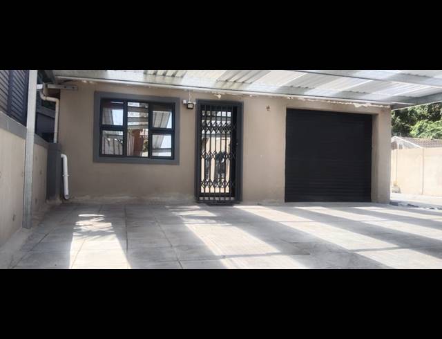 3 BEDROOM SIMPLEX SOLD IN BLUFF